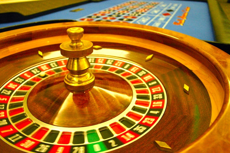 Roulette Table Wheel